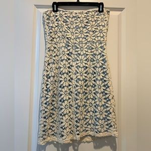 Venus sweetheart neck, strapless dress